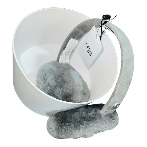 NWT New UGG Australia Shearling Earmuffs Gray with UGG Box & Tags - Picture 6 of 9